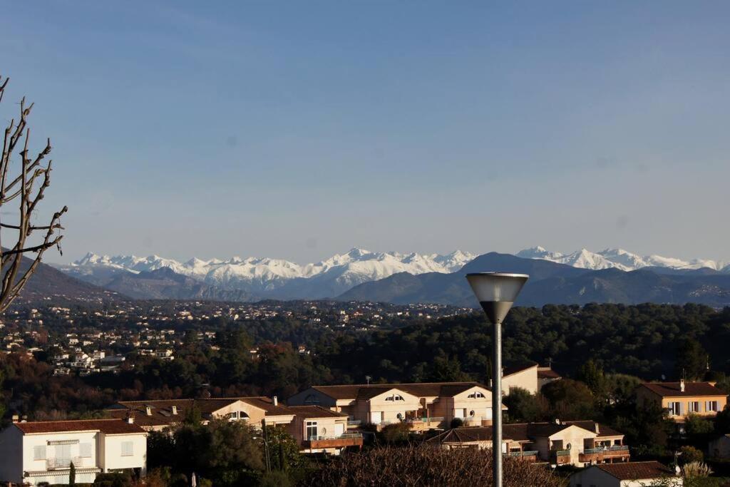 Charmant 2P Au Calme, Jardin, Piscine, Vue Panoramique Et Stationnement Villeneuve-Loubet Eksteriør billede